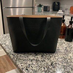 Cuyana Small Structured Tote
